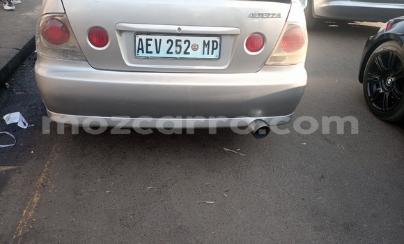 Comprar Usado Toyota Altezza Prata Carro em Maputo em Maputo Comprar Usado Toyota Altezza Prata Carro em Maputo em Maputo