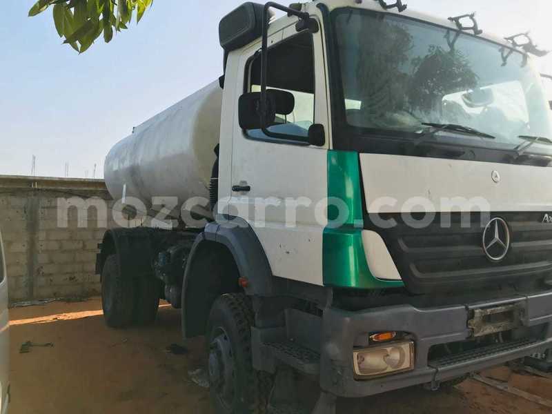 Big with watermark mercedes benz atego maputo maputo 26499