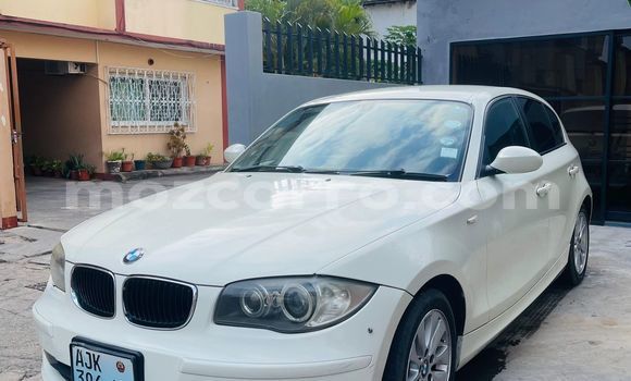 Comprar Usado BMW 1-Series Branco Carro em Maputo em Maputo
