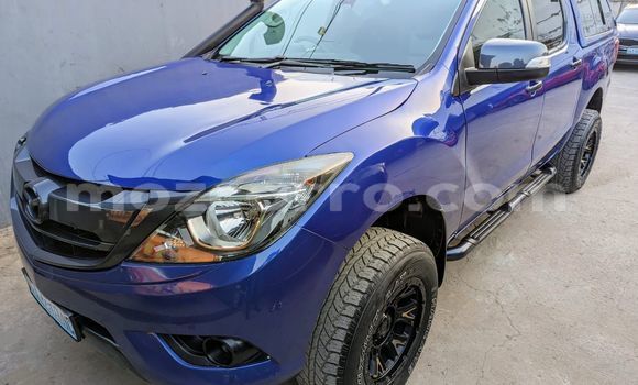 Comprar Usado Mazda BT-50 Azul Carro em Maputo em Maputo Comprar Usado Mazda BT-50 Azul Carro em Maputo em Maputo