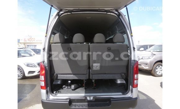 Nunua Imported Toyota Hiace Nyingine Gari ndani ya Import - Dubai nchini Cabo Delgado Nunua Imported Toyota Hiace Nyingine Gari ndani ya Import - Dubai nchini Cabo Delgado