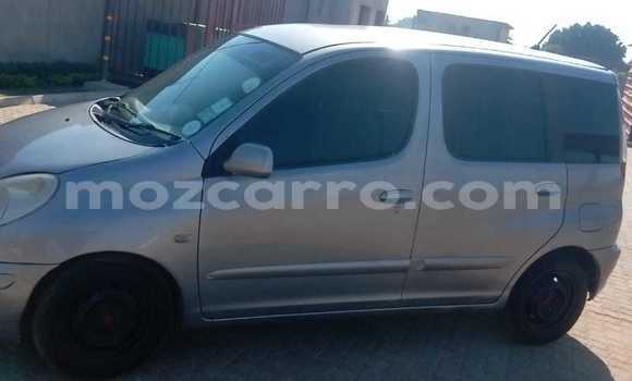 Comprar Usado Toyota FunCargo De outros Carro em Maputo em Maputo Comprar Usado Toyota FunCargo De outros Carro em Maputo em Maputo