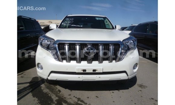 Nunua Imported Toyota Prado Nyeupe Gari ndani ya Import - Dubai nchini Cabo Delgado Nunua Imported Toyota Prado Nyeupe Gari ndani ya Import - Dubai nchini Cabo Delgado