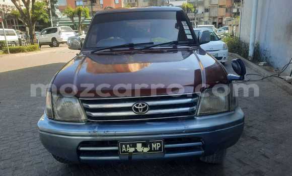 Nunua Ilio tumika Toyota Land Cruiser Prado Nyekundu Gari ndani ya Maputo nchini Maputo