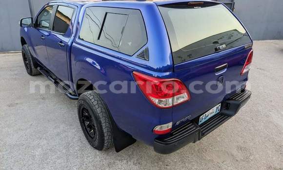 Comprar Usado Mazda BT-50 Azul Carro em Maputo em Maputo Comprar Usado Mazda BT-50 Azul Carro em Maputo em Maputo