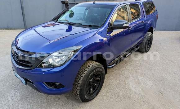 Comprar Usado Mazda BT-50 Azul Carro em Maputo em Maputo Comprar Usado Mazda BT-50 Azul Carro em Maputo em Maputo