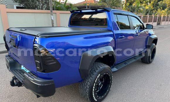 Buy Used Toyota Hilux Blue Car in Maputo in Maputo Buy Used Toyota Hilux Blue Car in Maputo in Maputo