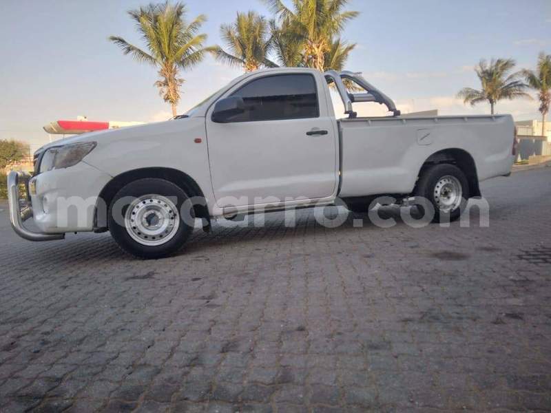 Big with watermark toyota hilux maputo maputo 26550