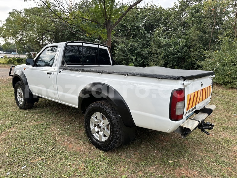 Big with watermark nissan hardbody maputo maputo 26563