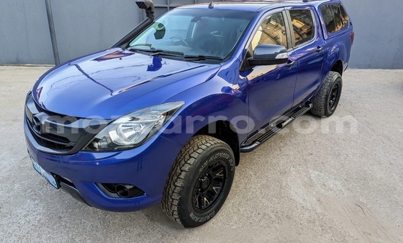Comprar Usado Mazda BT-50 Azul Carro em Maputo em Maputo Comprar Usado Mazda BT-50 Azul Carro em Maputo em Maputo