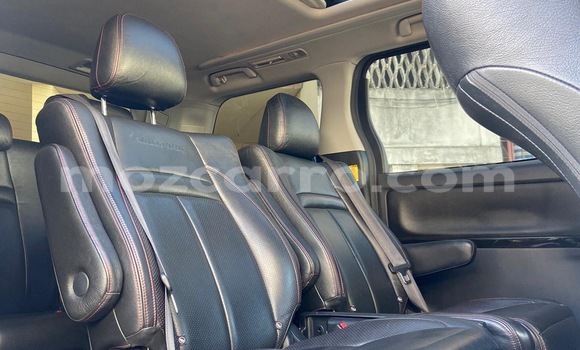 Comprar Usado Toyota Vellfire Branco Carro em Maputo em Maputo Comprar Usado Toyota Vellfire Branco Carro em Maputo em Maputo