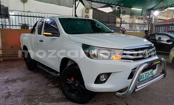 Nunua Ilio tumika Toyota Hiluxe Revo Nyeupe Gari ndani ya Maputo nchini Maputo Nunua Ilio tumika Toyota Hiluxe Revo Nyeupe Gari ndani ya Maputo nchini Maputo