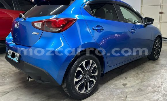 Comprar Novo Mazda Demio Azul Carro em Maputo em Maputo Comprar Novo Mazda Demio Azul Carro em Maputo em Maputo