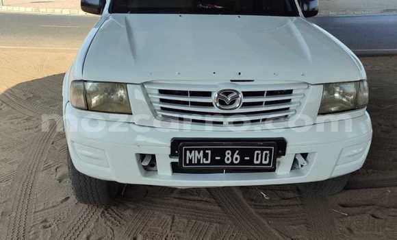 Tenga Tsaru Mazda 121 Chena Mota in Maputo in Maputo Tenga Tsaru Mazda 121 Chena Mota in Maputo in Maputo