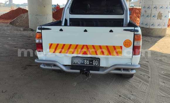 Tenga Tsaru Mazda 121 Chena Mota in Maputo in Maputo Tenga Tsaru Mazda 121 Chena Mota in Maputo in Maputo