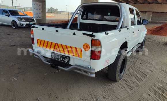 Tenga Tsaru Mazda 121 Chena Mota in Maputo in Maputo Tenga Tsaru Mazda 121 Chena Mota in Maputo in Maputo