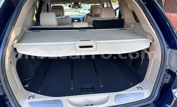 Comprar Novo Jeep Cherokee Azul Carro em Maputo em Maputo Comprar Novo Jeep Cherokee Azul Carro em Maputo em Maputo