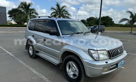 Tenga Tsaru Toyota Land Cruiser Prado Zvimwe Mota in Maputo in Maputo Tenga Tsaru Toyota Land Cruiser Prado Zvimwe Mota in Maputo in Maputo