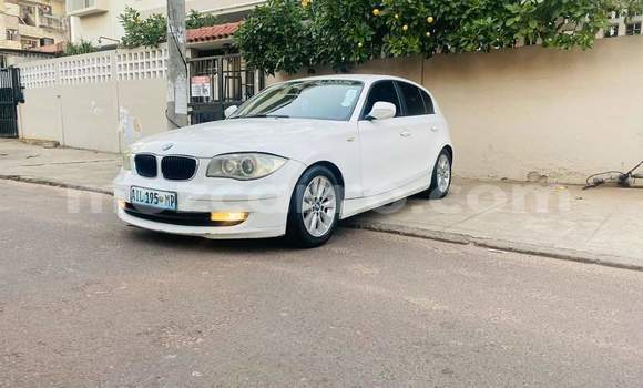 Comprar Usado BMW 1-Series Branco Carro em Maputo em Maputo Comprar Usado BMW 1-Series Branco Carro em Maputo em Maputo