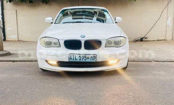 Comprar Usado BMW 1-Series Branco Carro em Maputo em Maputo Comprar Usado BMW 1-Series Branco Carro em Maputo em Maputo