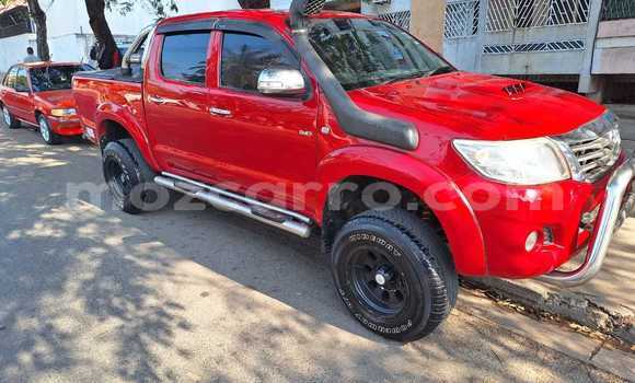 Nunua Ilio tumika Toyota Hilux Nyekundu Gari ndani ya Maputo nchini Maputo Nunua Ilio tumika Toyota Hilux Nyekundu Gari ndani ya Maputo nchini Maputo
