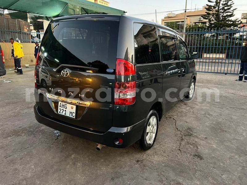 Big with watermark toyota noah maputo maputo 26621