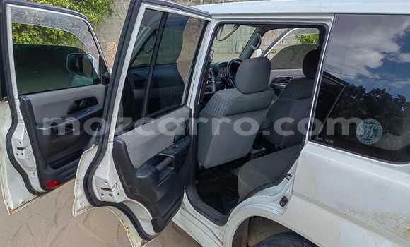 Nunua Ilio tumika Mitsubishi Pajero iO Nyeupe Gari ndani ya Maputo nchini Maputo Nunua Ilio tumika Mitsubishi Pajero iO Nyeupe Gari ndani ya Maputo nchini Maputo