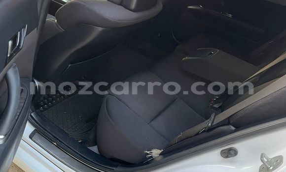 Tenga Tsaru Toyota Mark X Chena Mota in Maputo in Maputo Tenga Tsaru Toyota Mark X Chena Mota in Maputo in Maputo