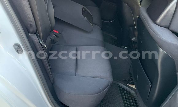 Tenga Tsaru Toyota Mark X Chena Mota in Maputo in Maputo Tenga Tsaru Toyota Mark X Chena Mota in Maputo in Maputo