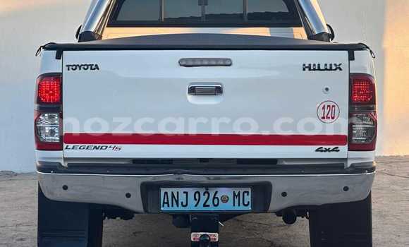 Buy Used Toyota Land Cruiser Prado White Car in Maputo in Maputo Buy Used Toyota Land Cruiser Prado White Car in Maputo in Maputo