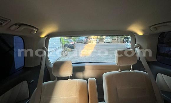 Tenga Tsaru Toyota Alphard Chena Mota in Maputo in Maputo Tenga Tsaru Toyota Alphard Chena Mota in Maputo in Maputo