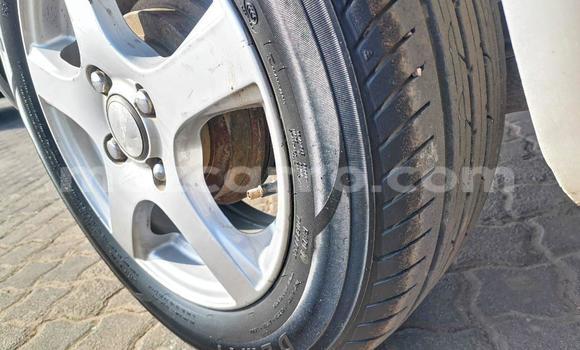 Comprar Usado Toyota Vitz Prata Carro em Maputo em Maputo Comprar Usado Toyota Vitz Prata Carro em Maputo em Maputo