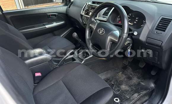 Buy Used Toyota Hilux White Car in Maputo in Maputo Buy Used Toyota Hilux White Car in Maputo in Maputo