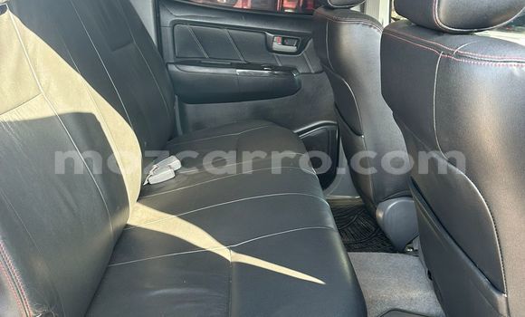Tenga Tsaru Toyota Hilux Zvimwe Mota in Maputo in Maputo Tenga Tsaru Toyota Hilux Zvimwe Mota in Maputo in Maputo