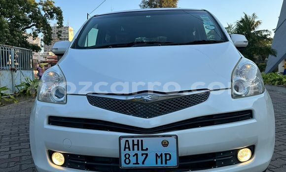 Comprar Usado Toyota Ractis Branco Carro em Maputo em Maputo Comprar Usado Toyota Ractis Branco Carro em Maputo em Maputo