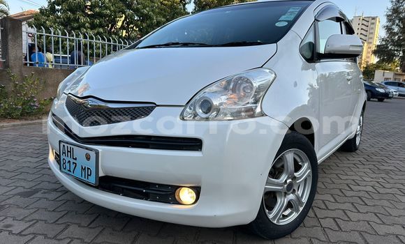 Comprar Usado Toyota Ractis Branco Carro em Maputo em Maputo Comprar Usado Toyota Ractis Branco Carro em Maputo em Maputo