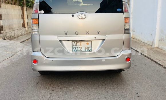 Comprar Usado Toyota Voxy De outros Carro em Maputo em Maputo Comprar Usado Toyota Voxy De outros Carro em Maputo em Maputo