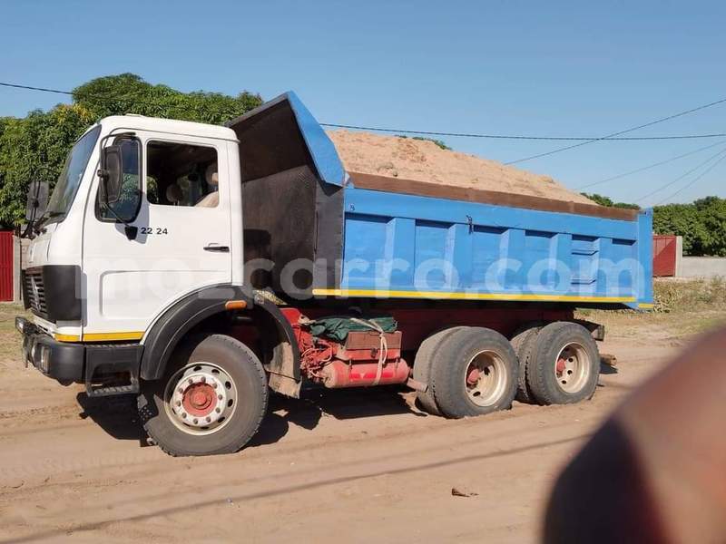 Big with watermark mercedes benz 200 maputo maputo 26658