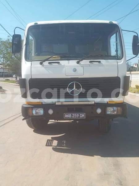 Big with watermark mercedes benz 200 maputo maputo 26658