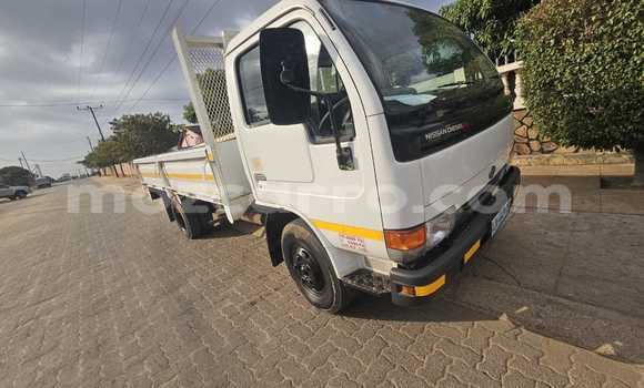 Buy New Nissan UD White Truck in Maputo in Maputo Buy New Nissan UD White Truck in Maputo in Maputo