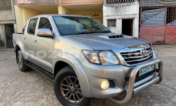 Comprar Usado Toyota Hilux Branco Carro em Maputo em Maputo Comprar Usado Toyota Hilux Branco Carro em Maputo em Maputo