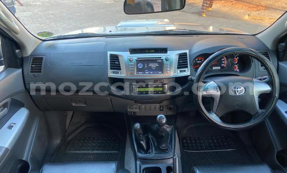 Comprar Usado Toyota Hilux Branco Carro em Maputo em Maputo Comprar Usado Toyota Hilux Branco Carro em Maputo em Maputo
