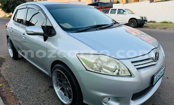 Comprar Novo Toyota Auris Prata Carro em Maputo em Maputo Comprar Novo Toyota Auris Prata Carro em Maputo em Maputo