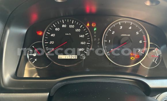 Nunua Ilio tumika Toyota Land Cruiser Prado Fedha Gari ndani ya Maputo nchini Maputo Nunua Ilio tumika Toyota Land Cruiser Prado Fedha Gari ndani ya Maputo nchini Maputo