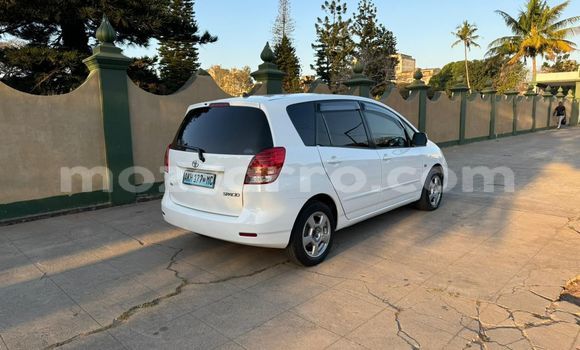 Comprar Usado Toyota Spacio Branco Carro em Maputo em Maputo Comprar Usado Toyota Spacio Branco Carro em Maputo em Maputo