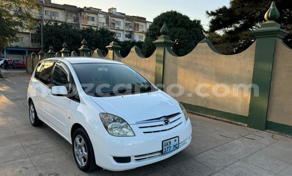 Comprar Usado Toyota Spacio Branco Carro em Maputo em Maputo Comprar Usado Toyota Spacio Branco Carro em Maputo em Maputo