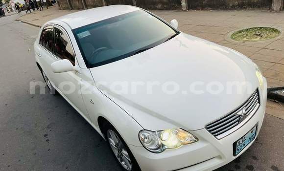 Tenga Tsaru Toyota Mark X Chena Mota in Maputo in Maputo Tenga Tsaru Toyota Mark X Chena Mota in Maputo in Maputo