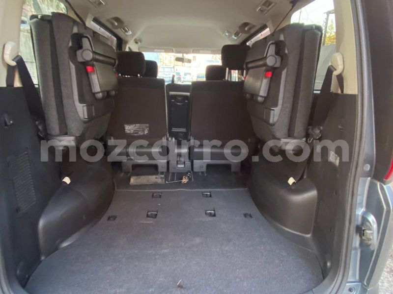 Big with watermark nissan serena maputo maputo 26682