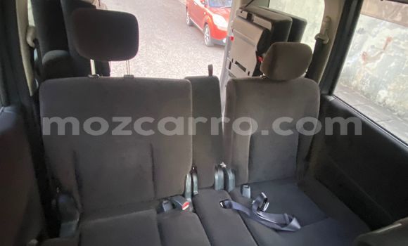 Comprar Usado Nissan Serena Prata Carro em Maputo em Maputo Comprar Usado Nissan Serena Prata Carro em Maputo em Maputo