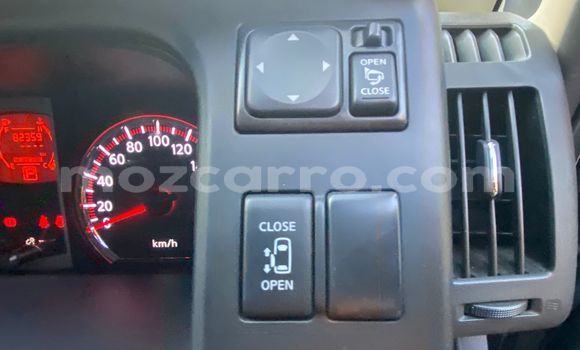 Comprar Usado Nissan Serena Prata Carro em Maputo em Maputo Comprar Usado Nissan Serena Prata Carro em Maputo em Maputo